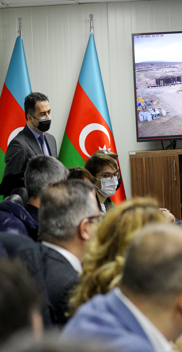 Zarrin Holding, Zarrin Company